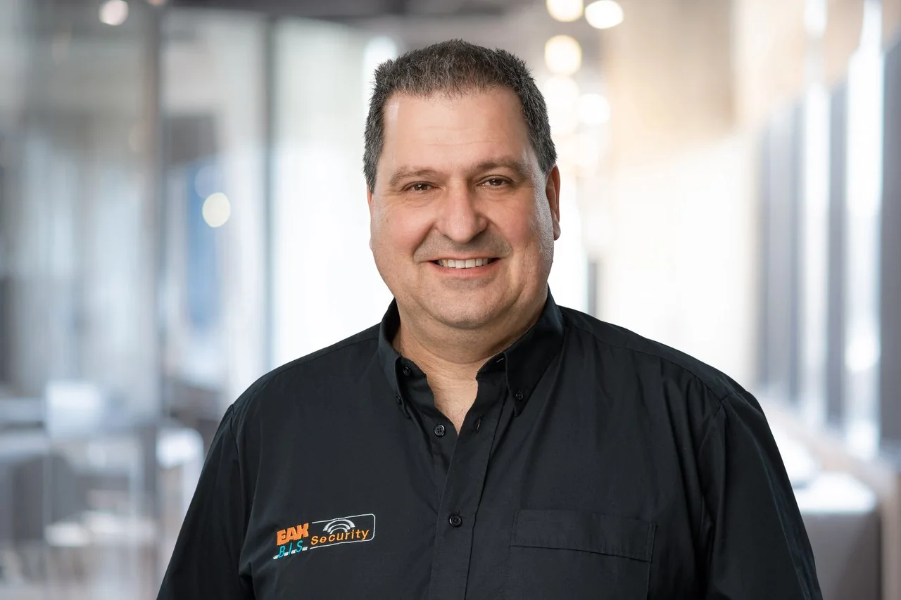Jörg Peters, Dipl.-Ing. (FH) · Technischer Leiter bei der EAK Security GmbH & Co. KG