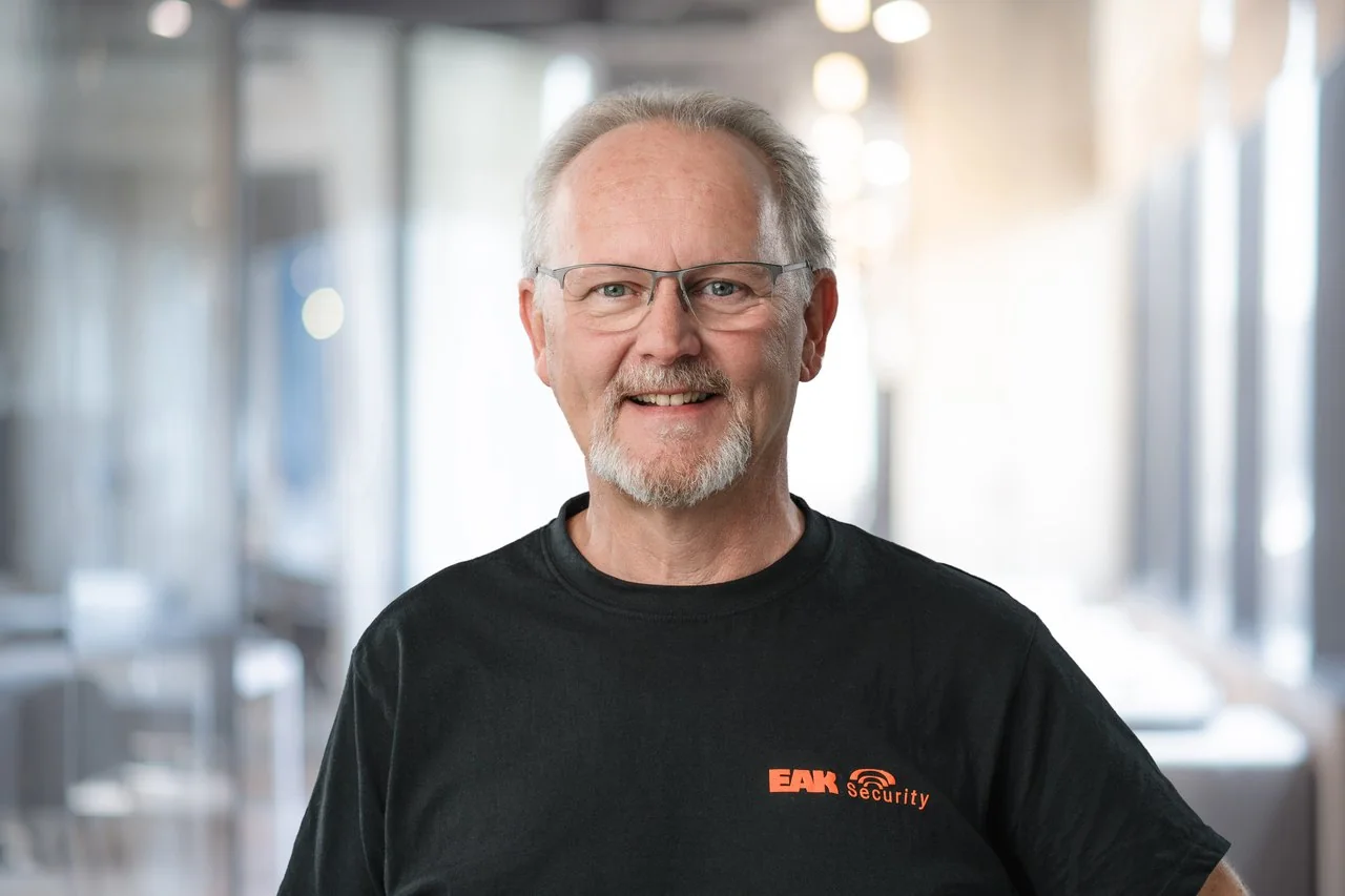 Mitarbeiter der Abteilung Service bei der EAK Security GmbH & Co. KG