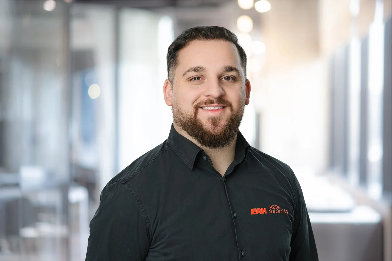 Shkelqim Kelani, Vertrieb bei der EAK Security GmbH & Co. KG